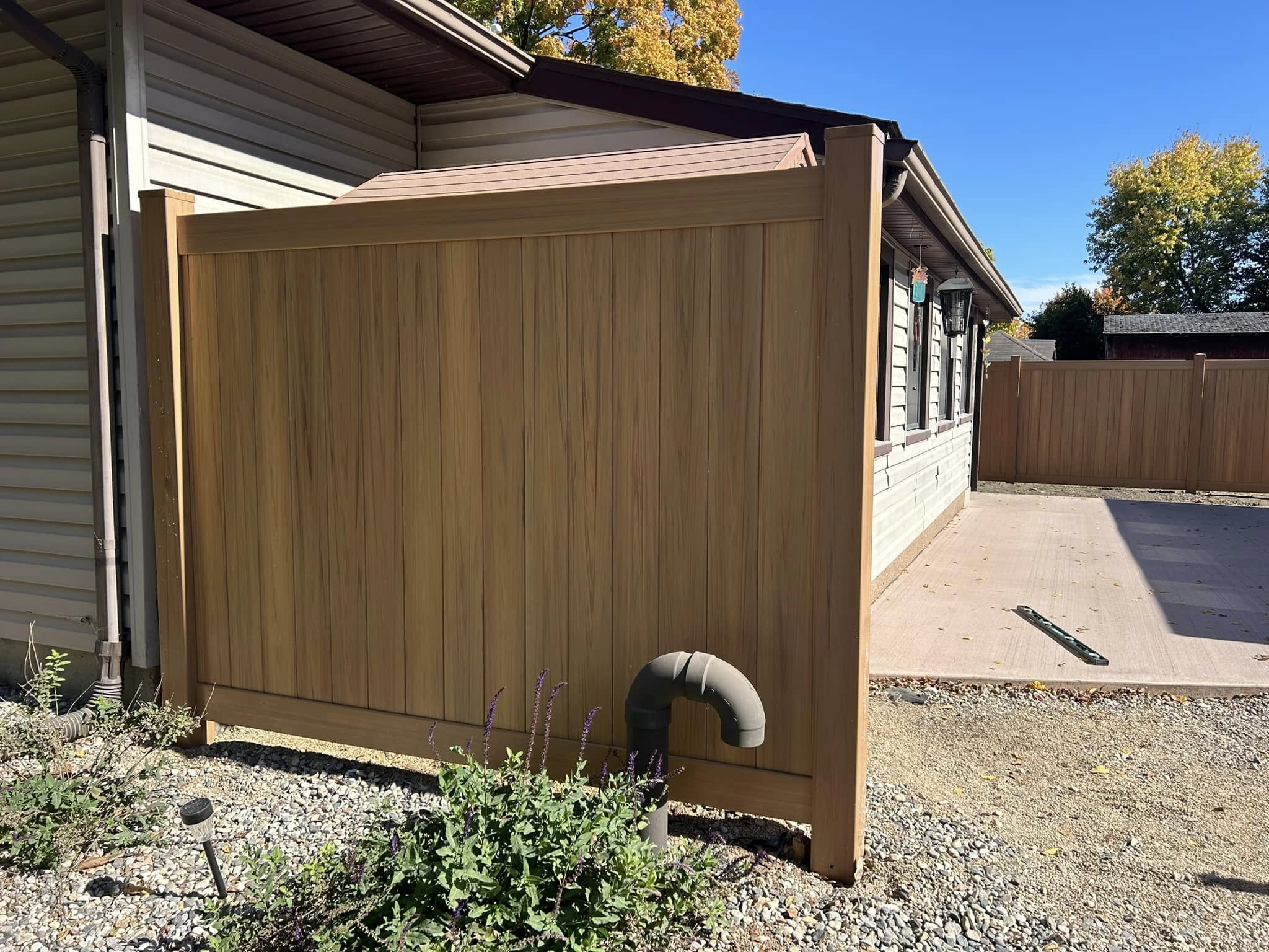 Lafayette IN Privacy Fences Services | Doin' It Wells